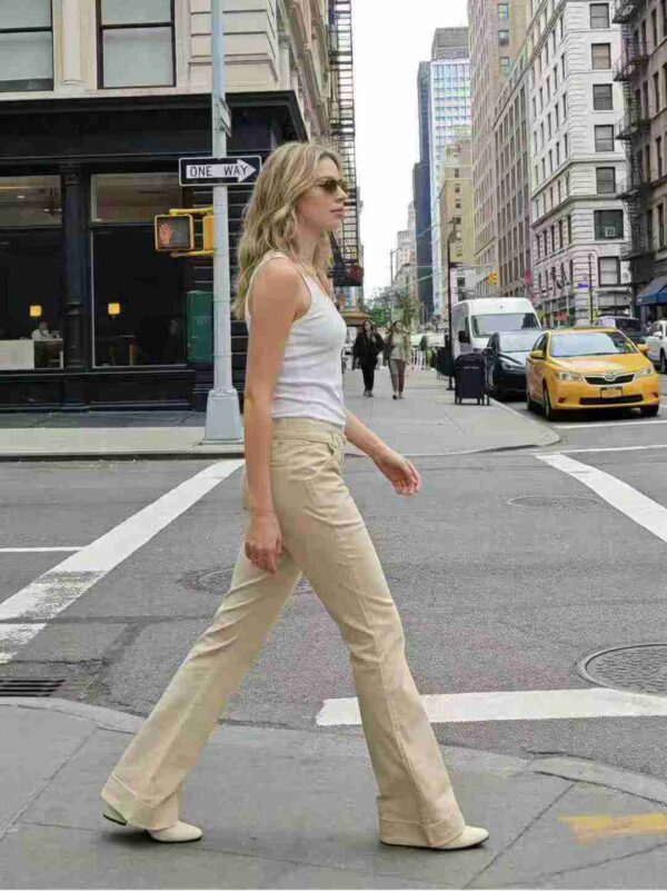 Elegant Women's Suit Trousers - Tailored Fit for Professional Wear